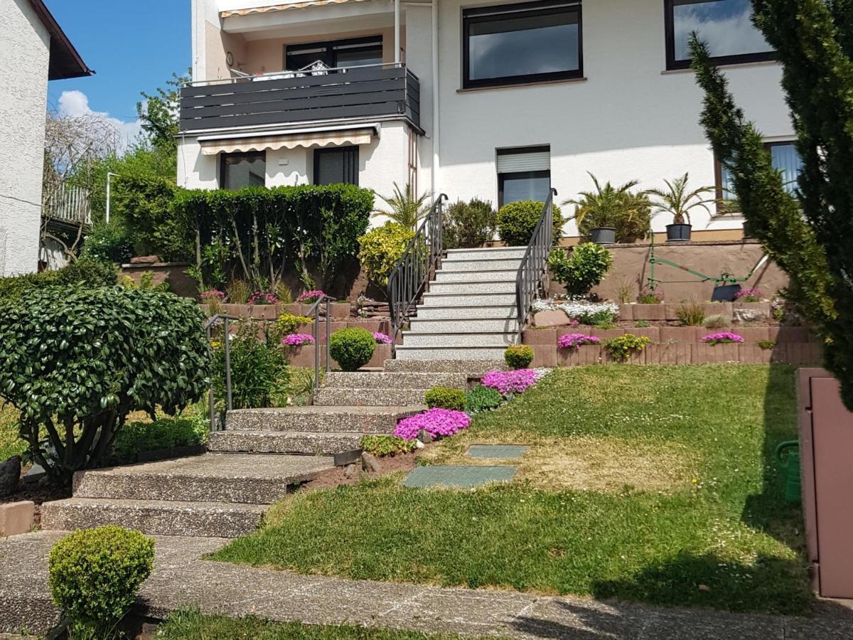 Kreuzwertheim Apartment Am Kaffelstein - Mit Terrasse מראה חיצוני תמונה